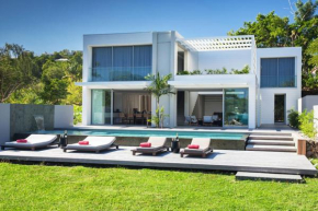 Luxury waterfront villa MQFR08